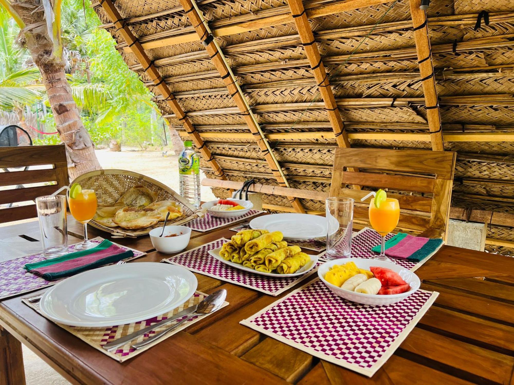 Kingfisher Beach Resort-Yala คิรินดา ภายนอก รูปภาพ