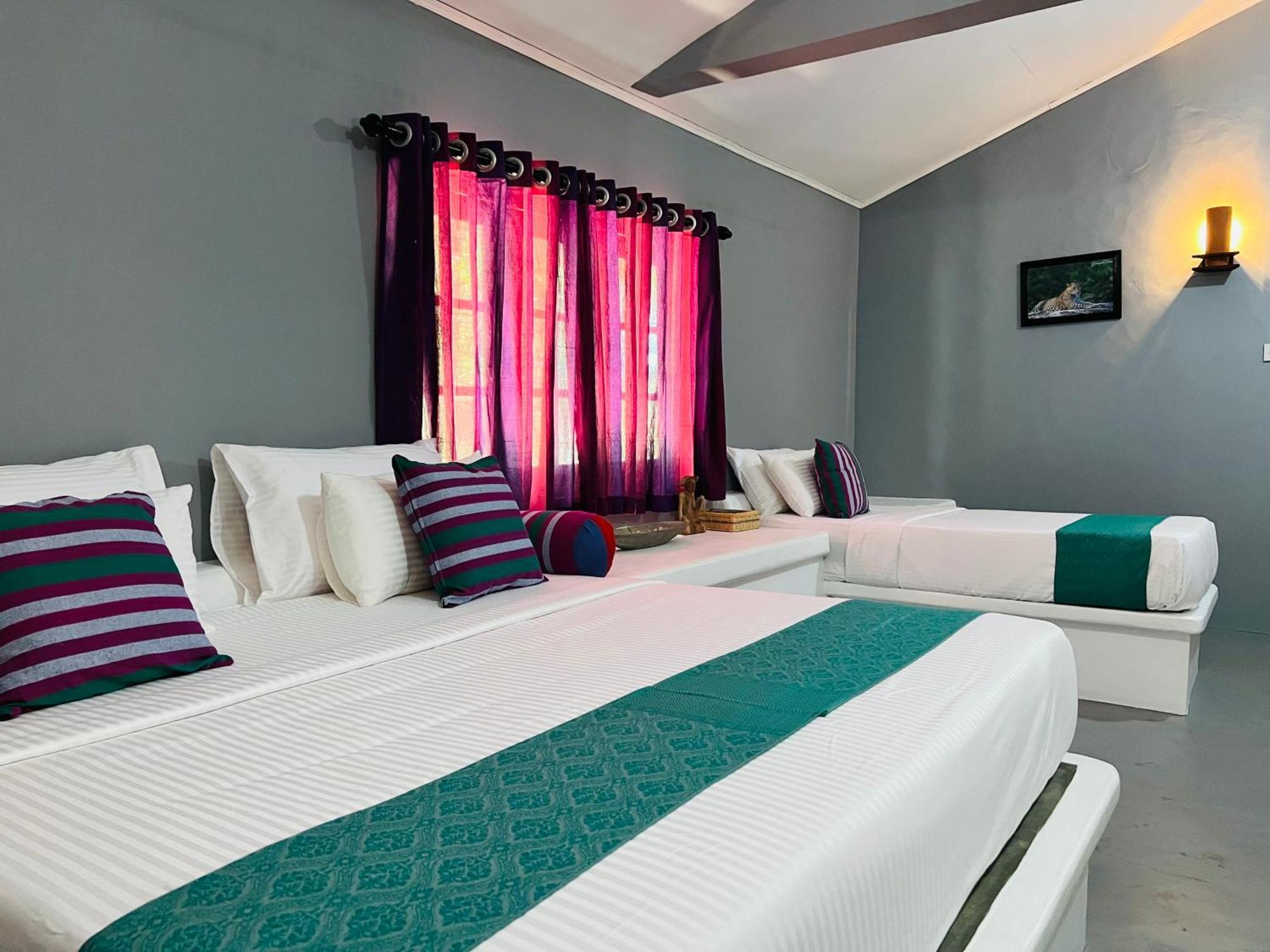 Kingfisher Beach Resort-Yala คิรินดา ภายนอก รูปภาพ